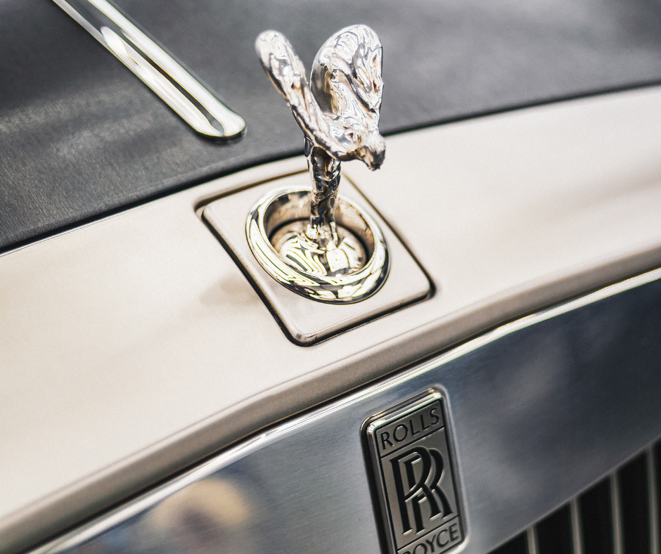 Front of a rolls royce
